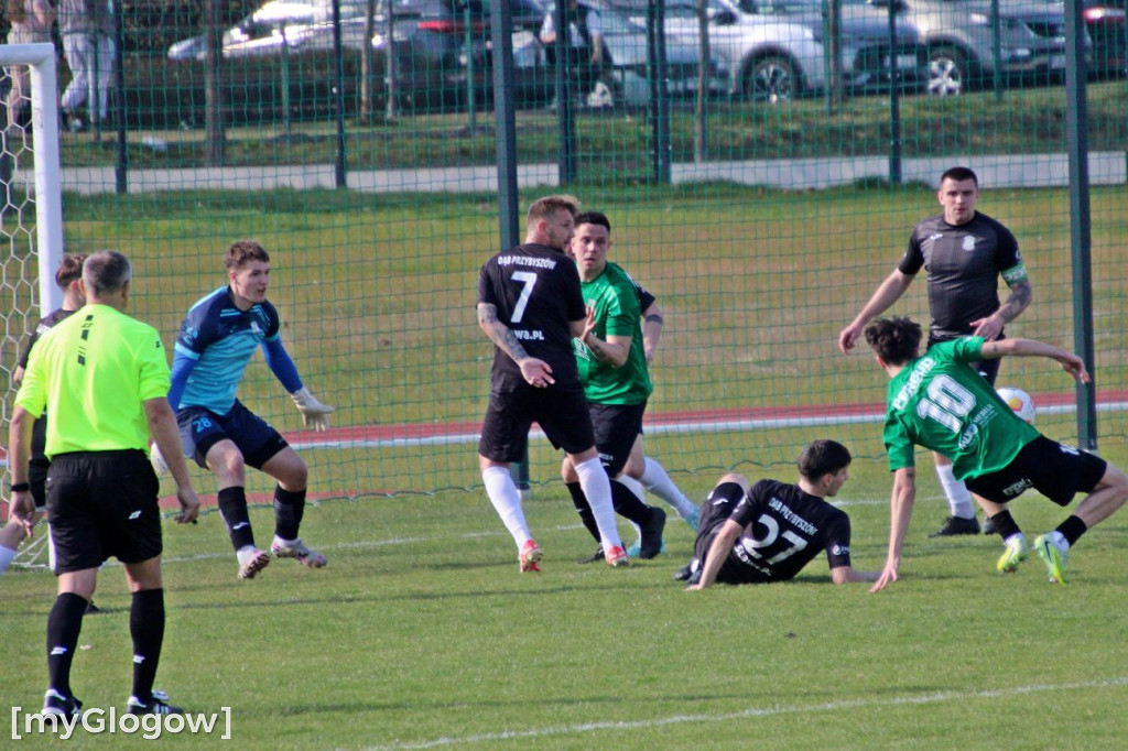 Porażka na własnym stadionie