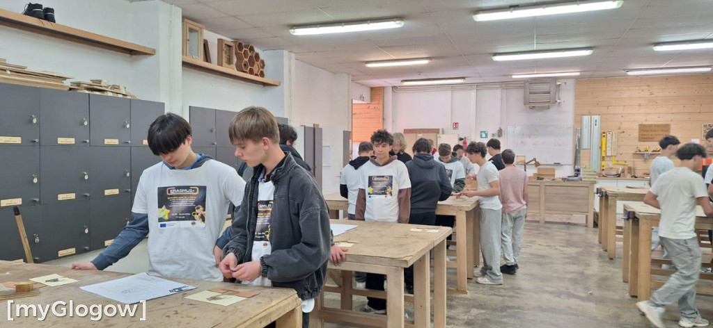 Uczniowie z ZSP wrócili z Francji