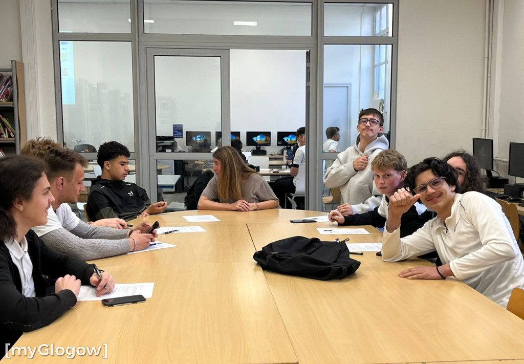 Uczniowie z ZSP wrócili z Francji