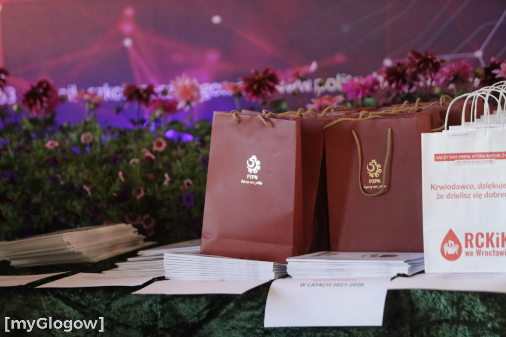 Koniec szkoły. Chłopaki też płaczą!