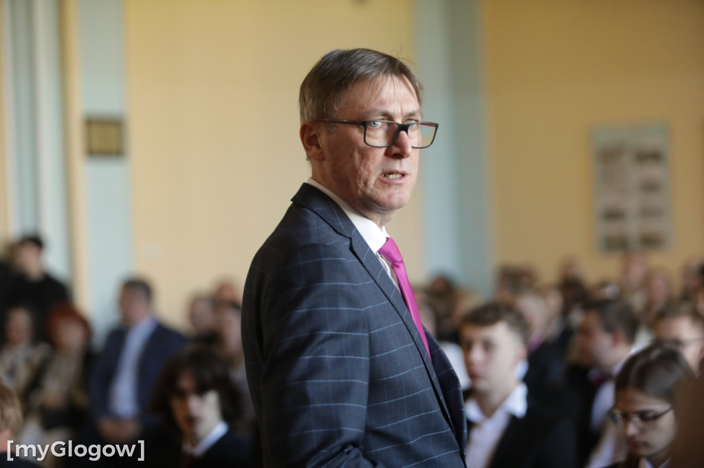 Koniec szkoły. Chłopaki też płaczą!