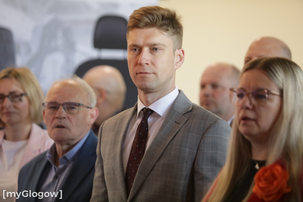 Koniec szkoły. Chłopaki też płaczą!