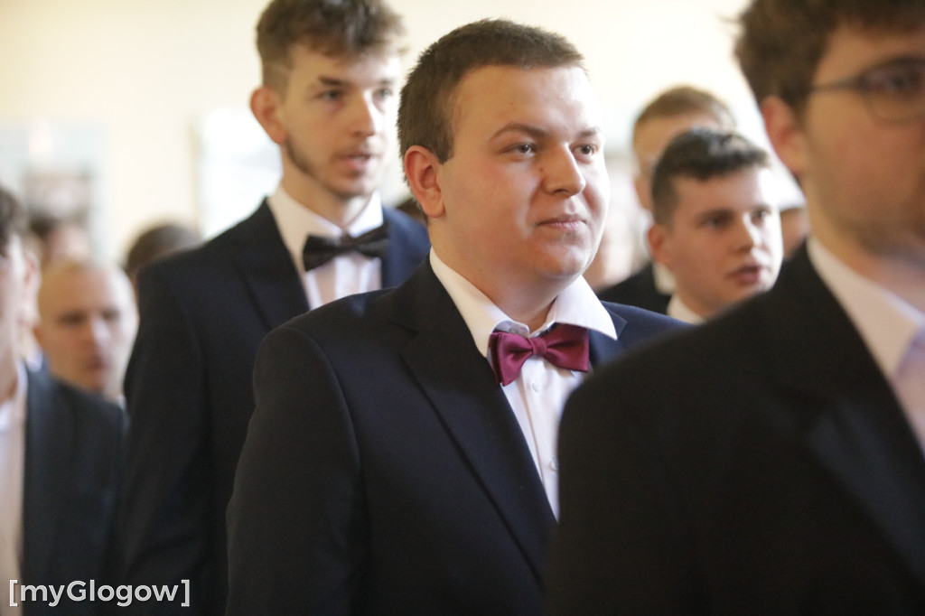 Koniec szkoły. Chłopaki też płaczą!