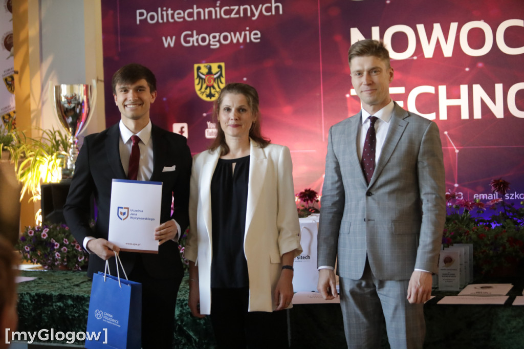 Koniec szkoły. Chłopaki też płaczą!