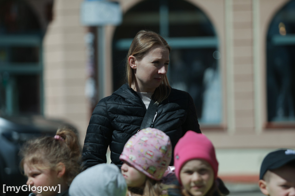 Piękny patriotyzm! Przedszkolaki z flagami
