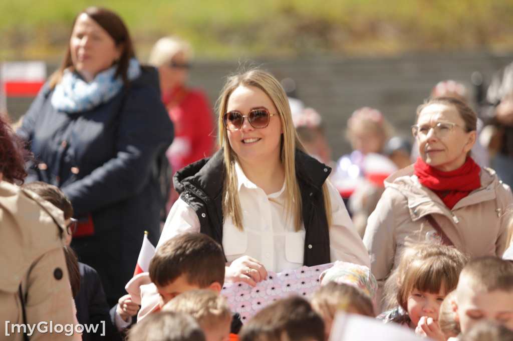 Piękny patriotyzm! Przedszkolaki z flagami