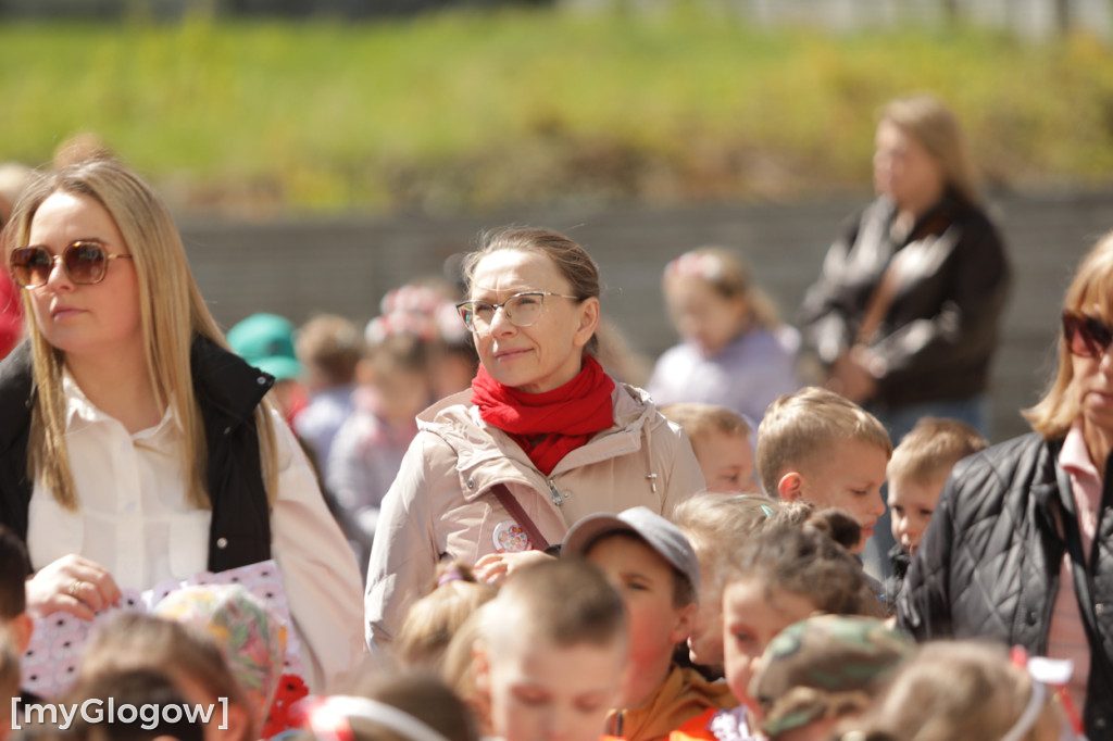Piękny patriotyzm! Przedszkolaki z flagami