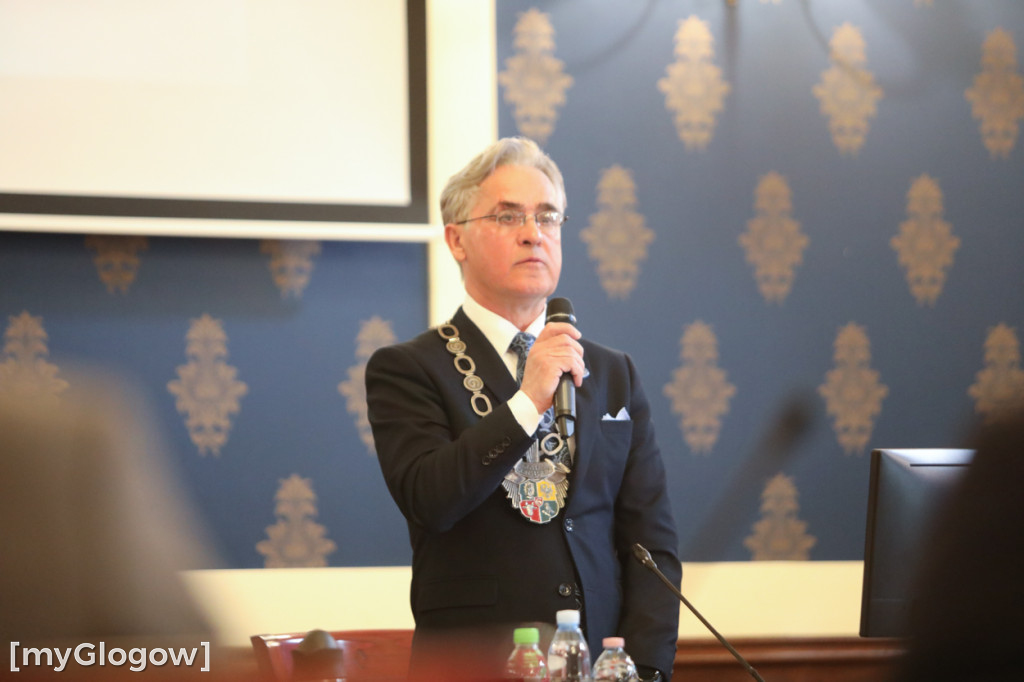 Radni miejscy się spotkali na sesji