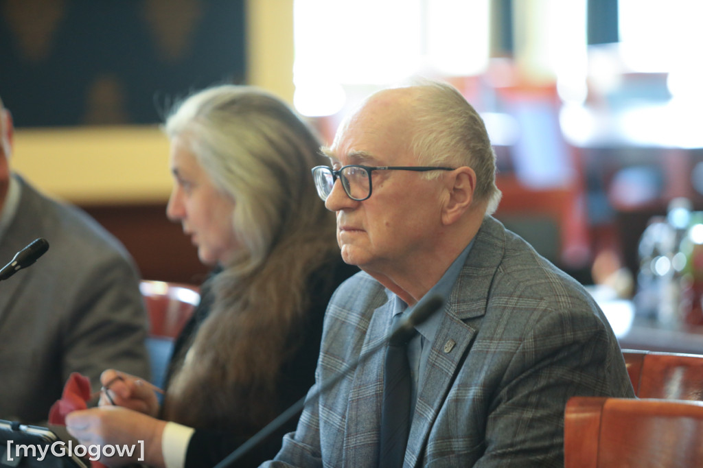 Radni miejscy się spotkali na sesji