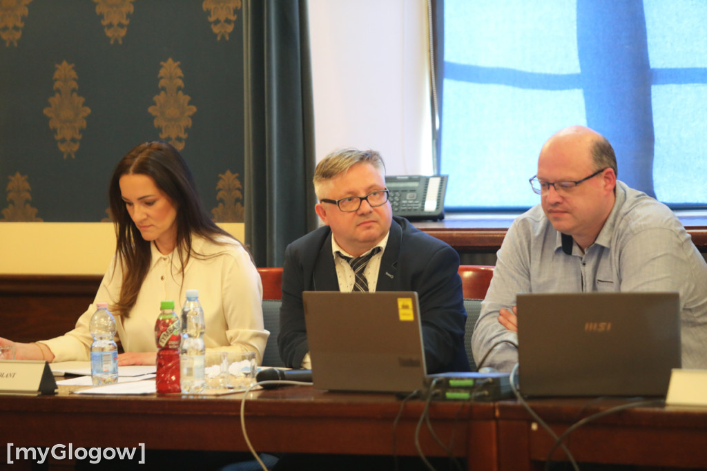 Radni miejscy się spotkali na sesji