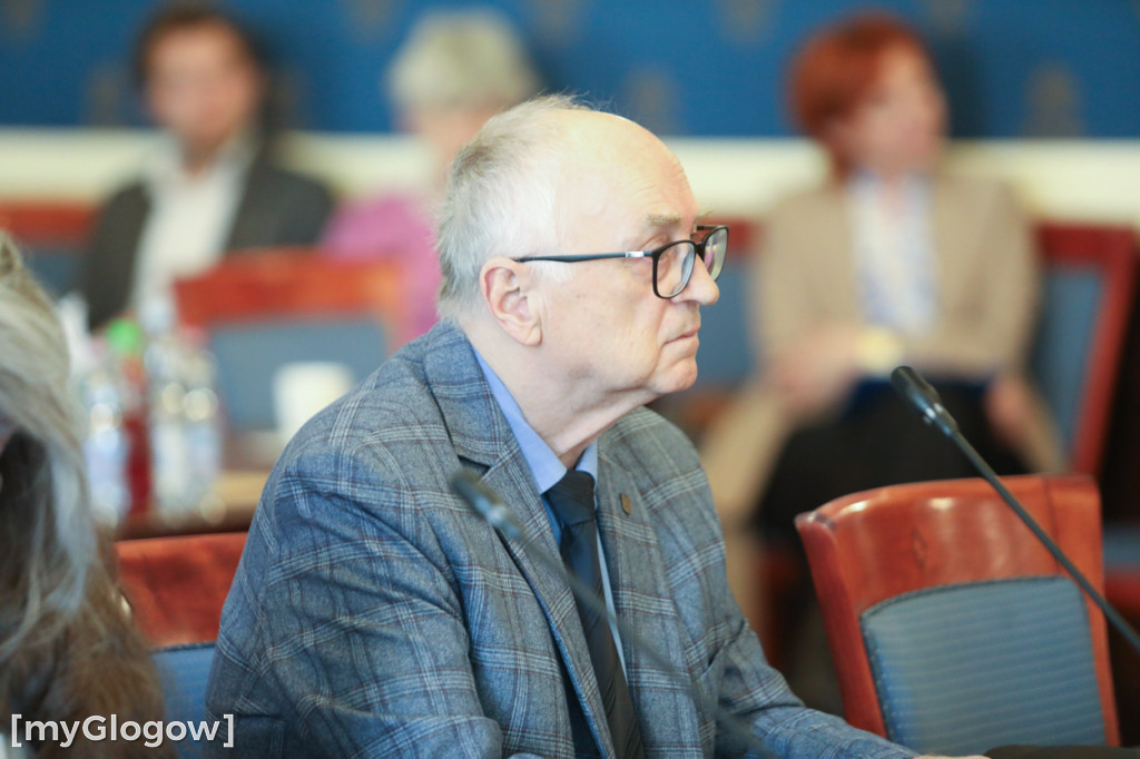 Radni miejscy się spotkali na sesji