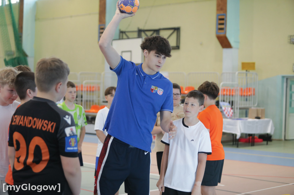 Gwiazdy ręcznej w SP 3 w Głogowie