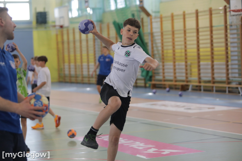 Gwiazdy ręcznej w SP 3 w Głogowie