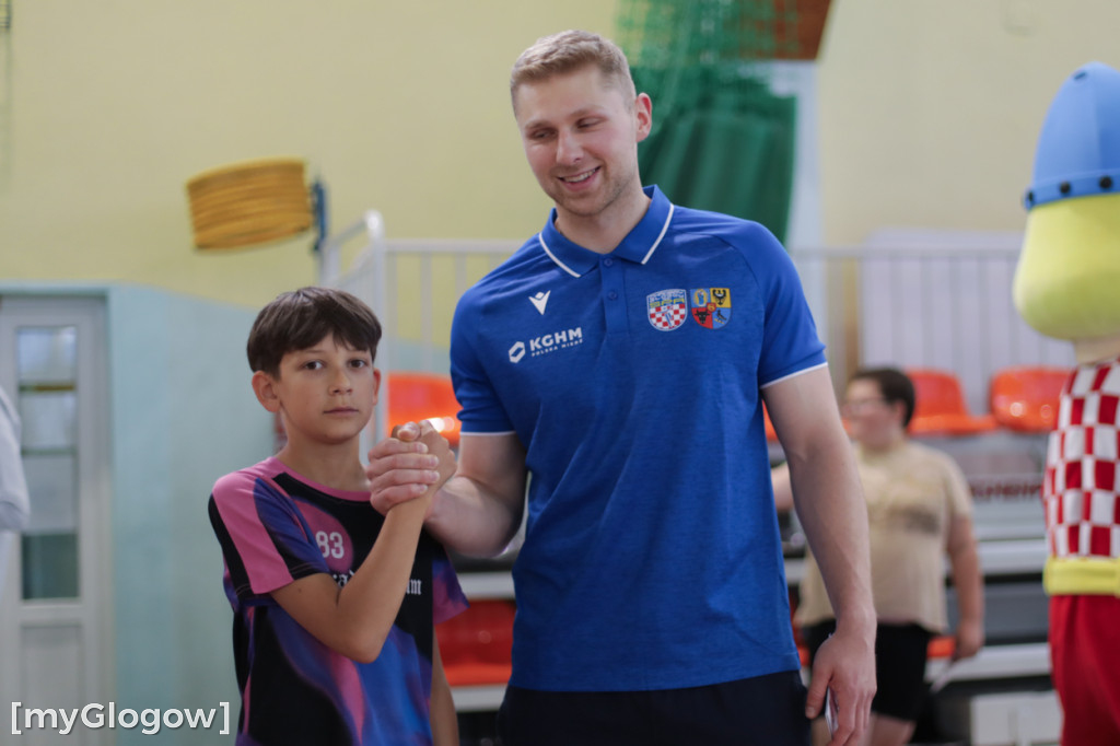Gwiazdy ręcznej w SP 3 w Głogowie