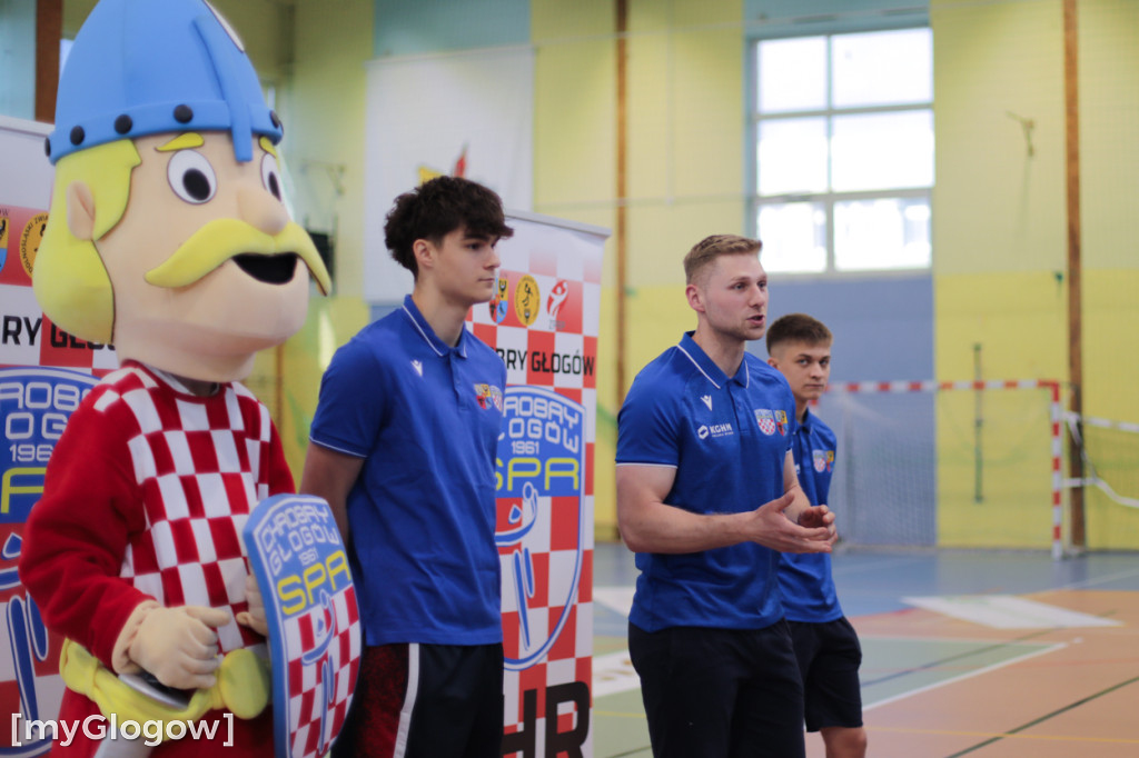 Gwiazdy ręcznej w SP 3 w Głogowie
