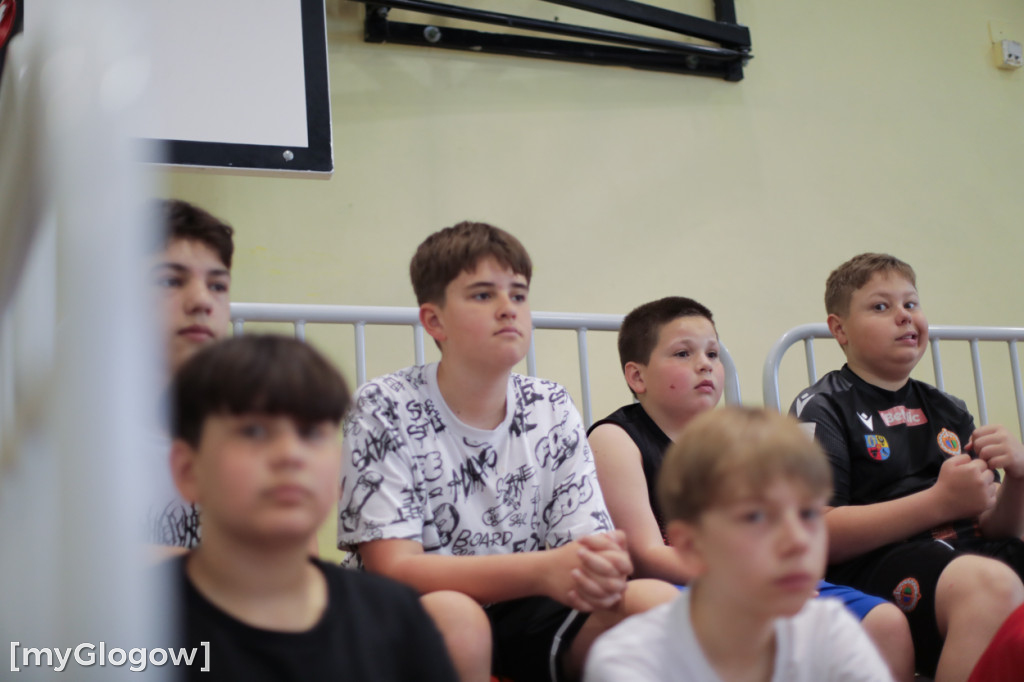 Gwiazdy ręcznej w SP 3 w Głogowie
