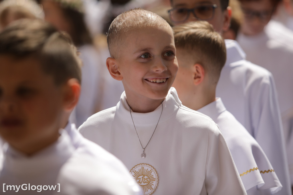 Piękna uroczystość! Komunia w kościele na Piastowie