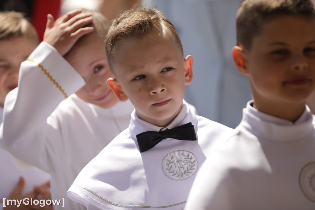 Piękna uroczystość! Komunia w kościele na Piastowie