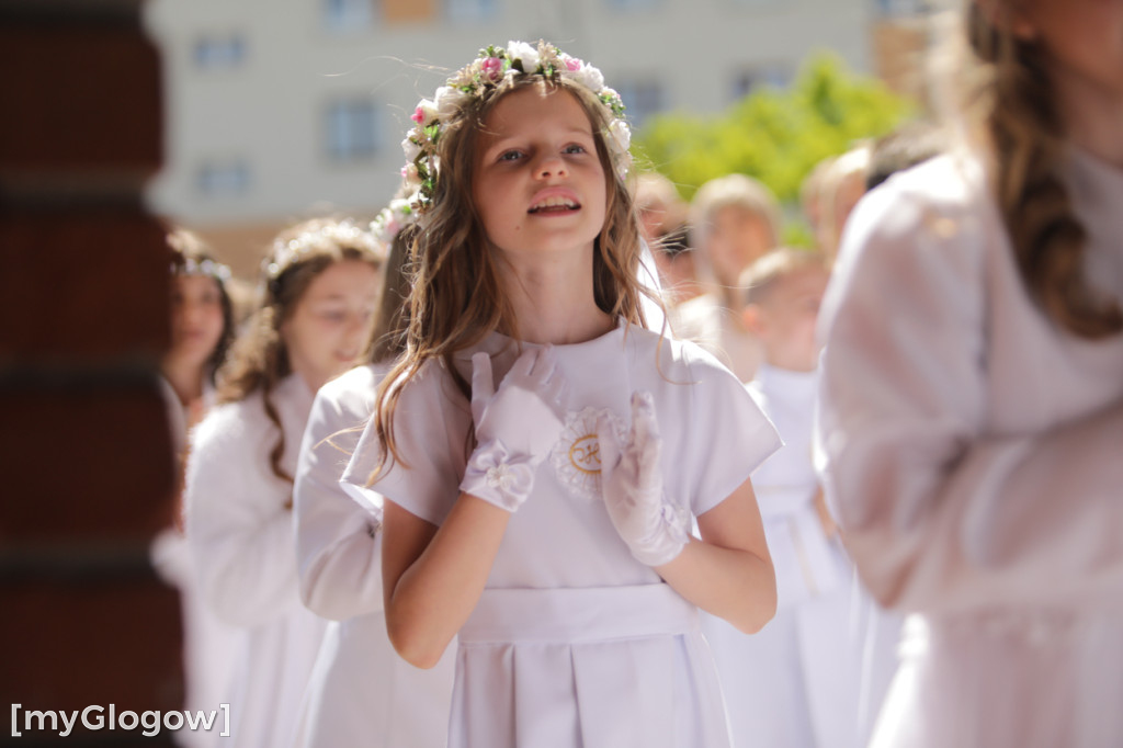 Piękna uroczystość! Komunia w kościele na Piastowie