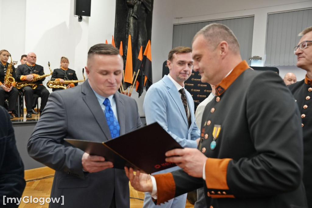 Mianowania i awanse hutników