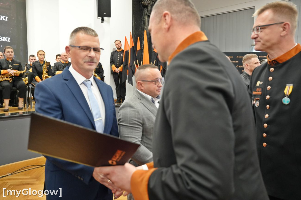 Mianowania i awanse hutników