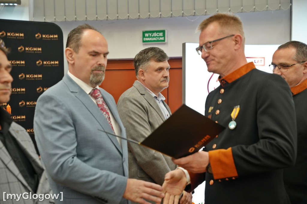 Mianowania i awanse hutników