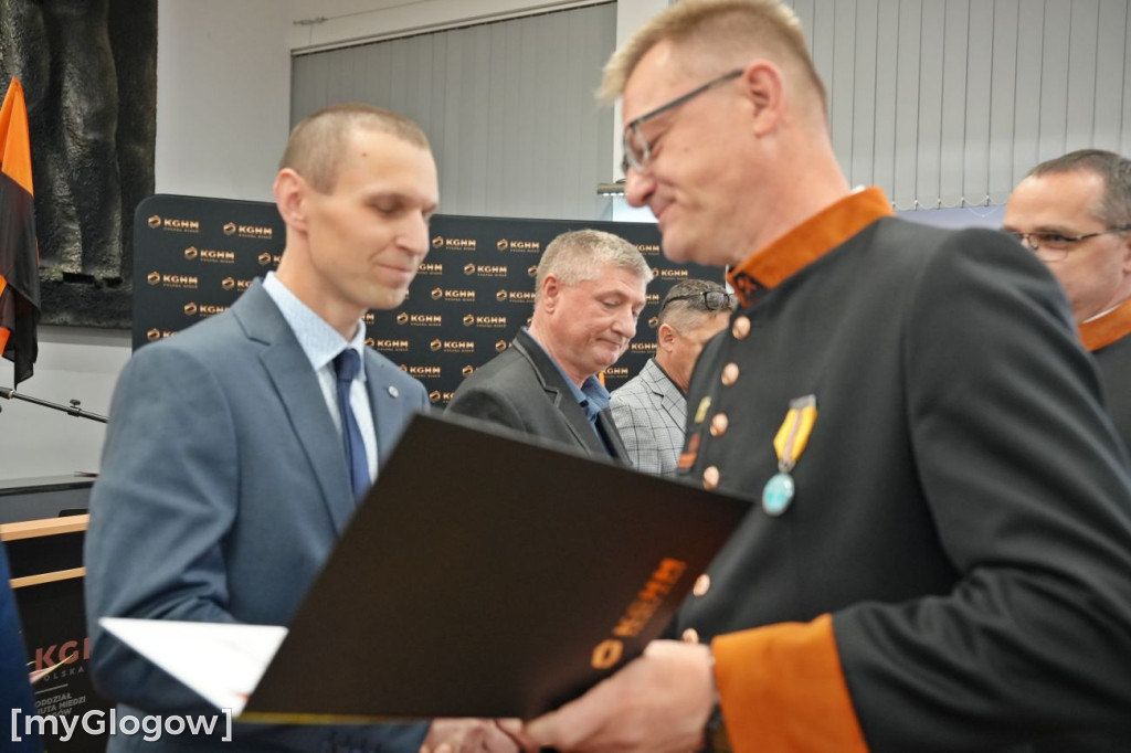 Mianowania i awanse hutników