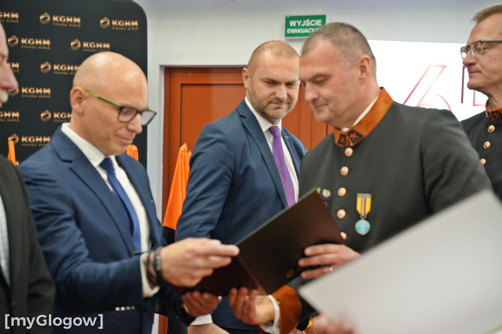 Mianowania i awanse hutników