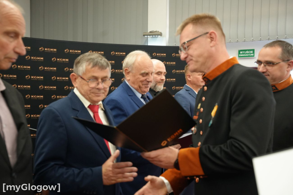 Mianowania i awanse hutników