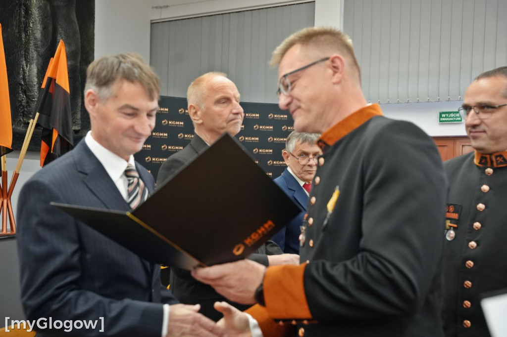 Mianowania i awanse hutników