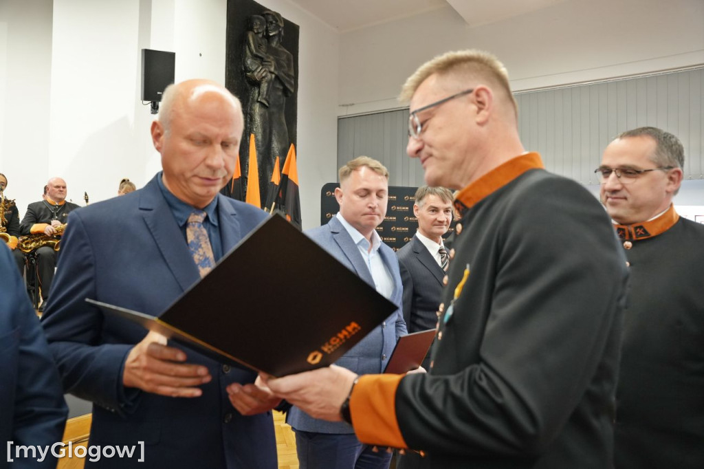Mianowania i awanse hutników