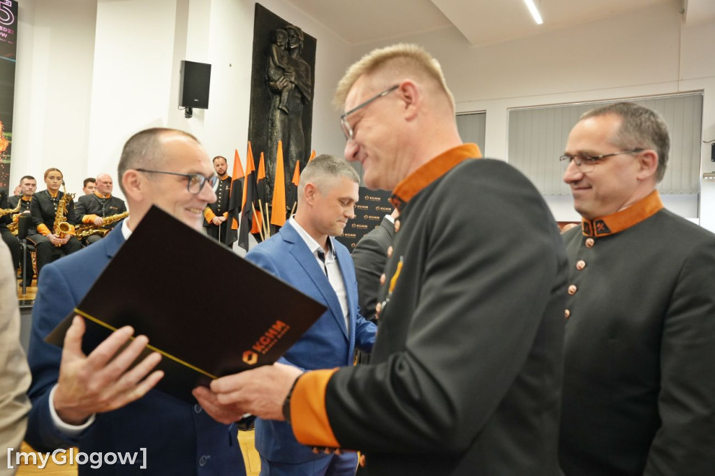 Mianowania i awanse hutników