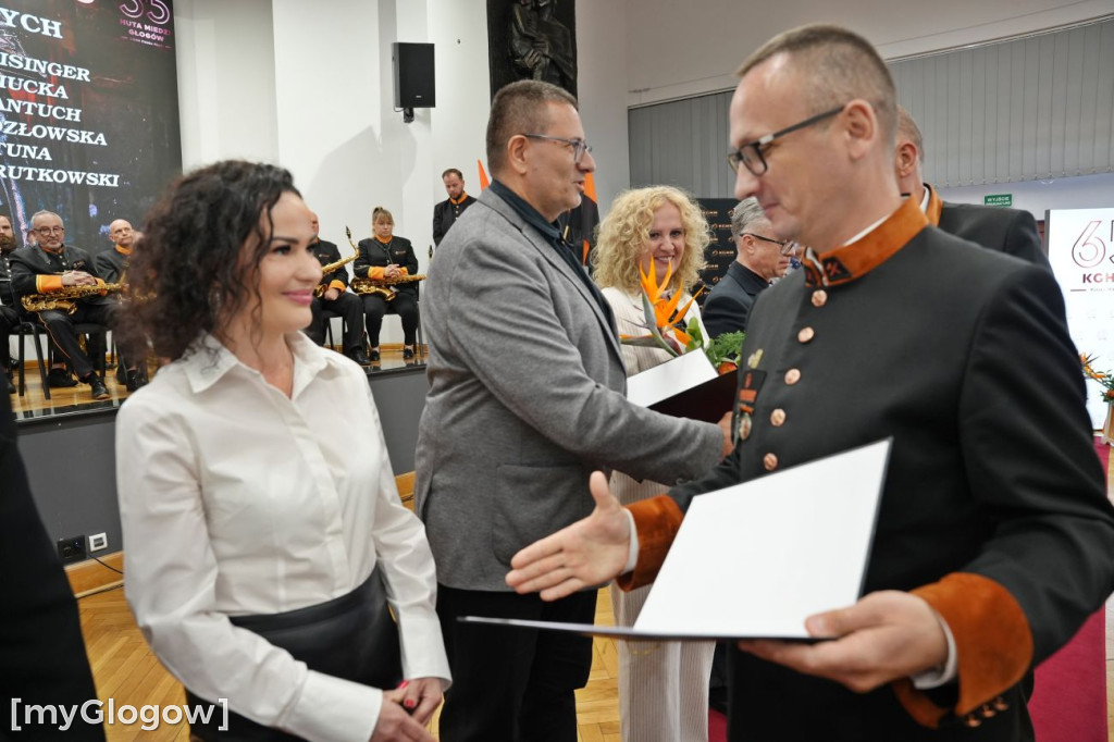 Mianowania i awanse hutników