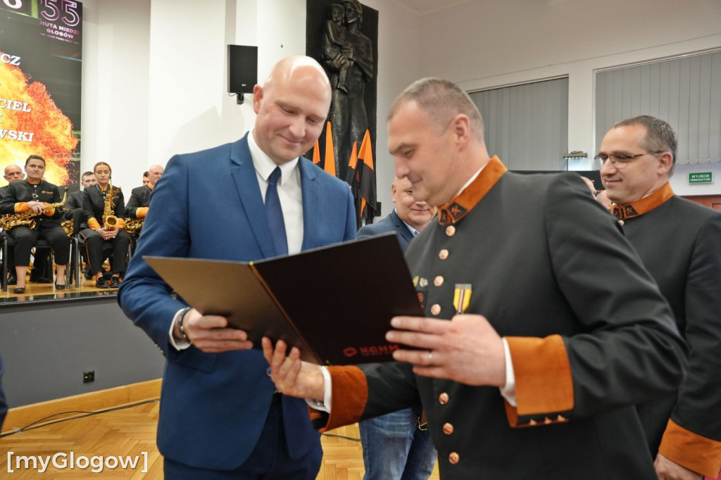 Mianowania i awanse hutników