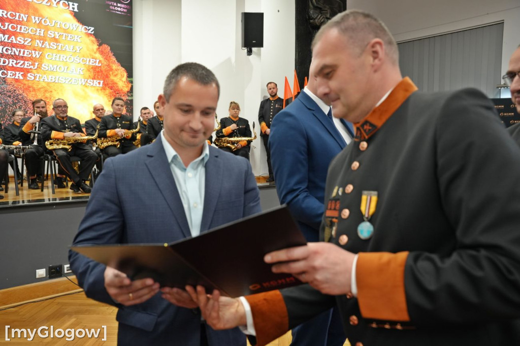 Mianowania i awanse hutników