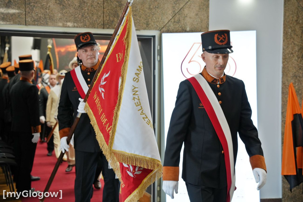 Mianowania i awanse hutników