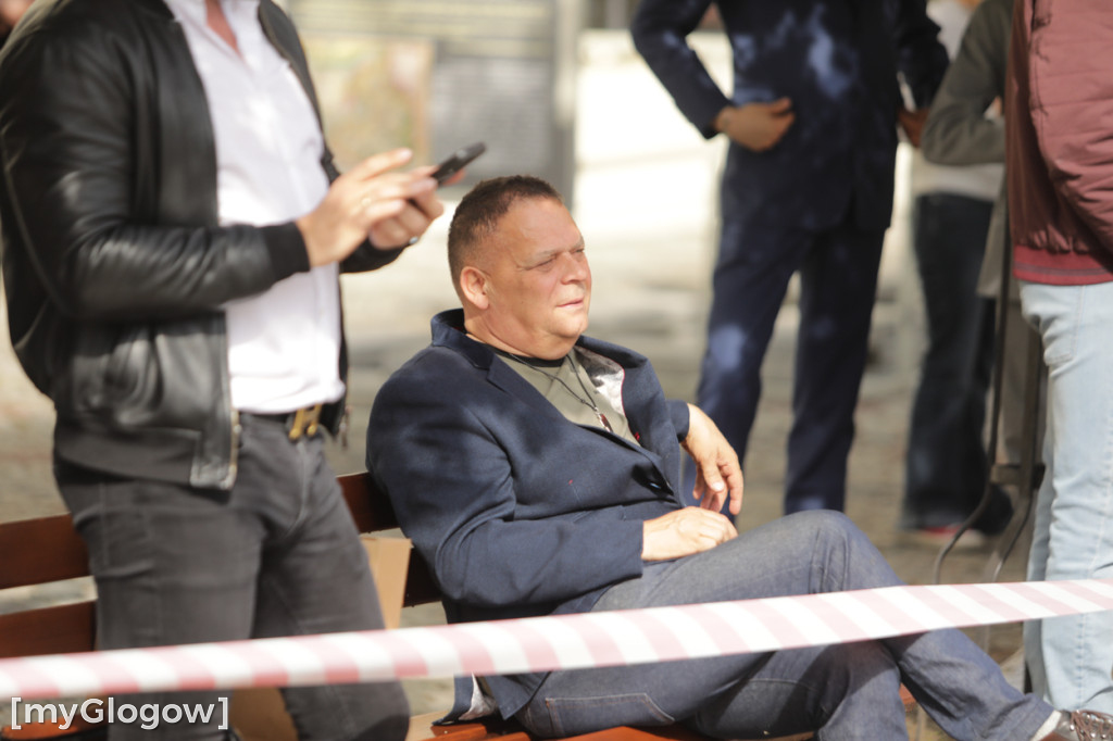 Młodzież zatańczyła Poloneza na rynku w Głogowie