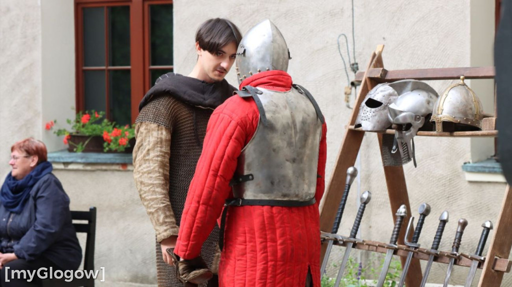 Rycerze w muzeum