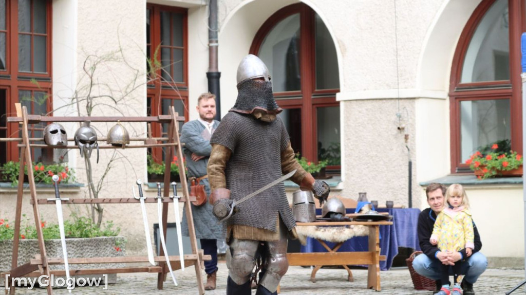 Rycerze w muzeum