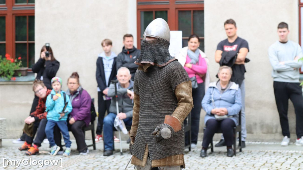 Rycerze w muzeum