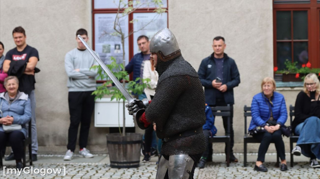 Rycerze w muzeum