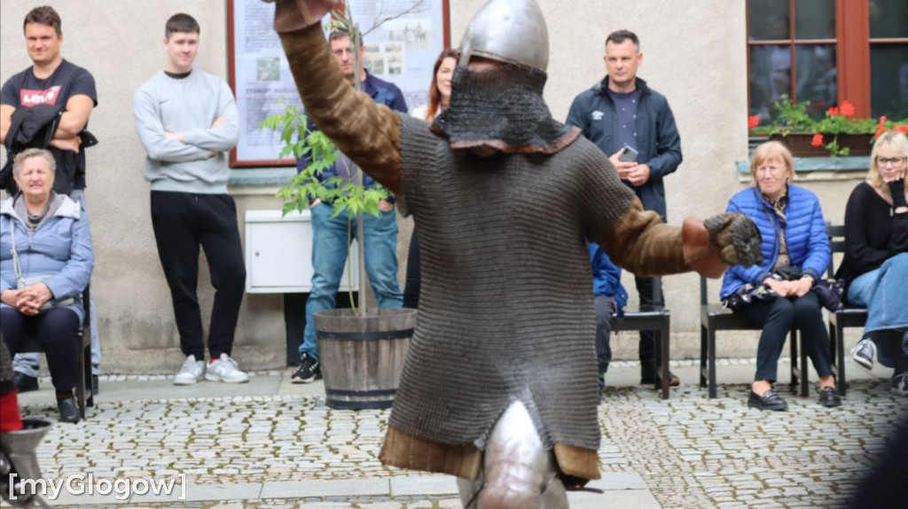 Rycerze w muzeum