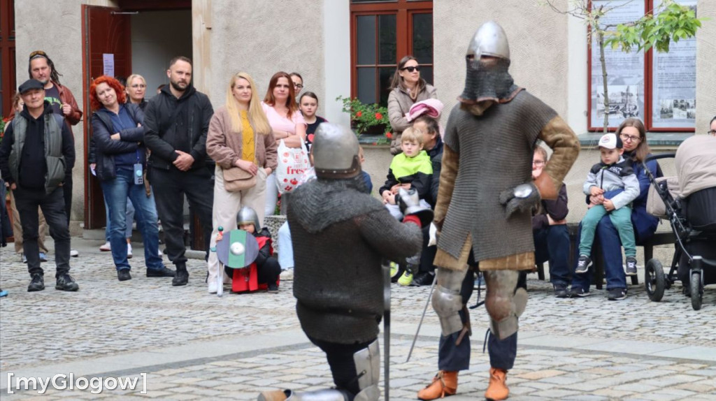 Rycerze w muzeum