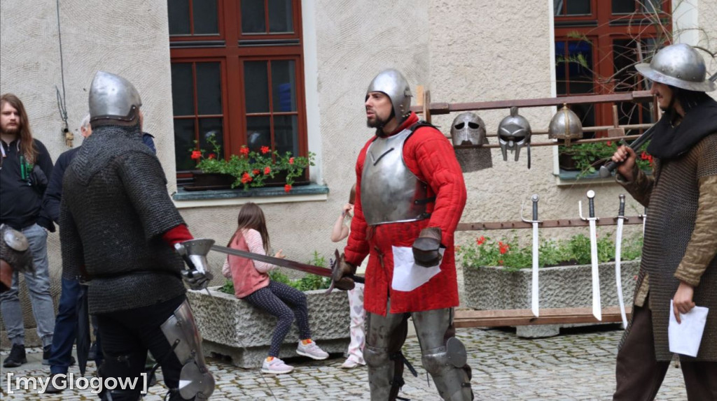 Rycerze w muzeum