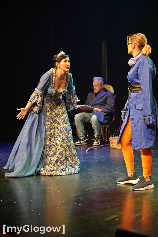 Rodzice na scenie w głogowskim teatrze