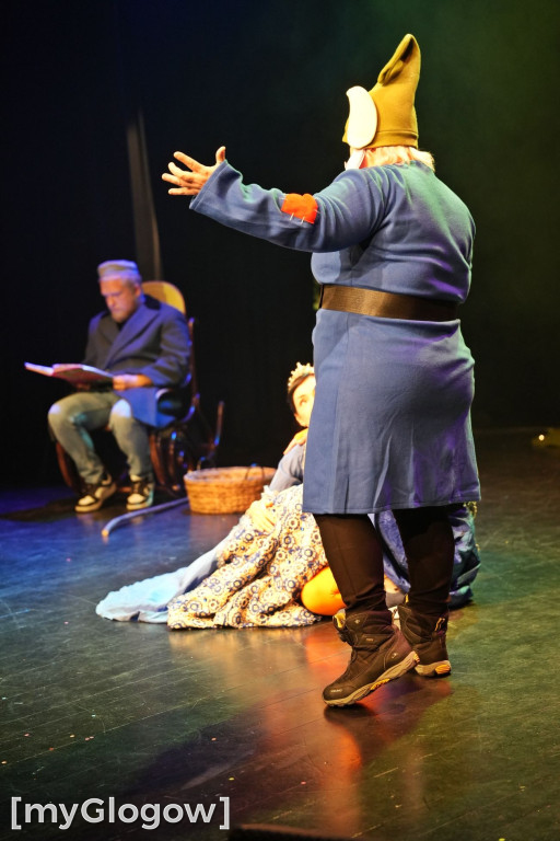 Rodzice na scenie w głogowskim teatrze