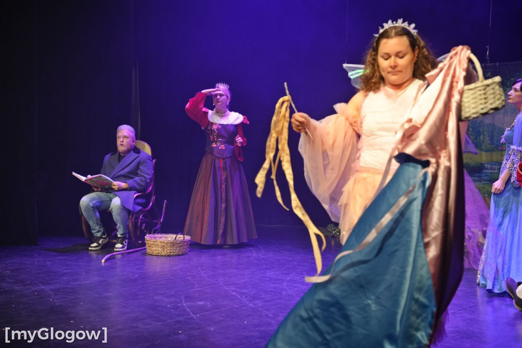 Rodzice na scenie w głogowskim teatrze