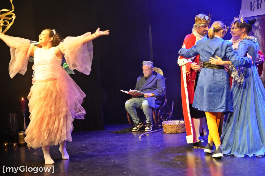 Rodzice na scenie w głogowskim teatrze