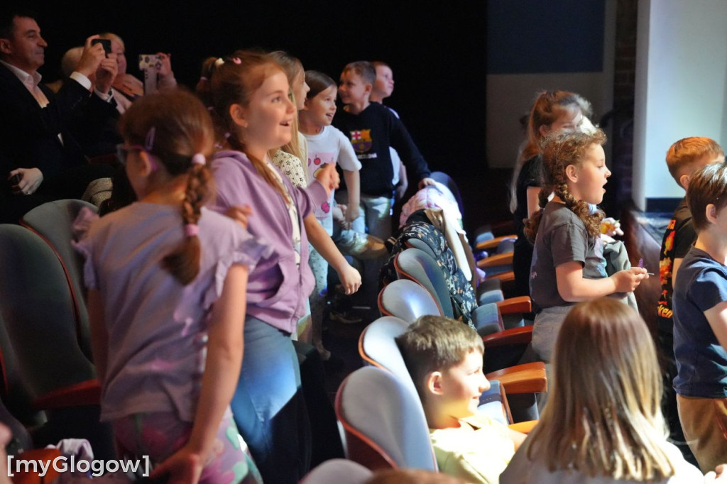 Rodzice na scenie w głogowskim teatrze