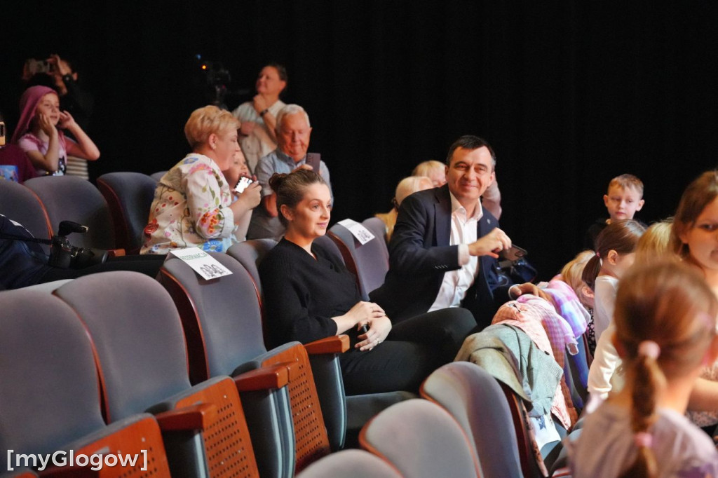 Rodzice na scenie w głogowskim teatrze